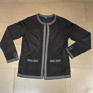 Gorgeous Blck Tabi Cardigan w/ silver trim-Size Small